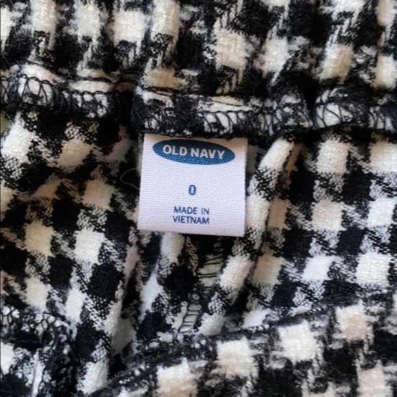 Old Navy plaid pants - Picture 5 of 8